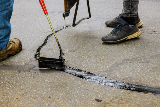 Best Driveway Crack Filling  in Lakemore, OH